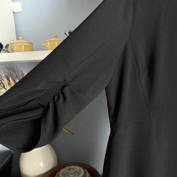 Lafayette 148 New York Wynona Finesse Crepe Shift Dress Black $598 - Picture 4 of 11